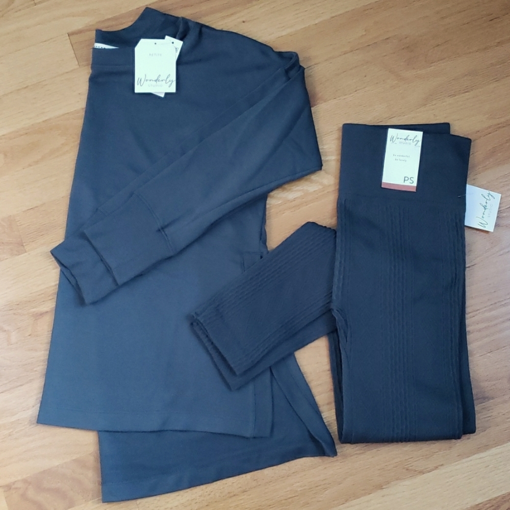 Wonderly Studio 'Emerald Ash' Athleisure Lounge Set
